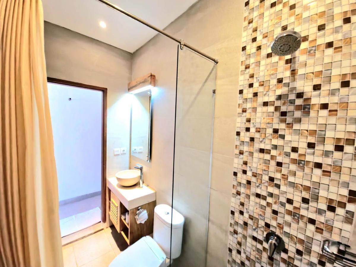 Hostel Kamandaka Kuta Lombok Zewnętrze zdjęcie