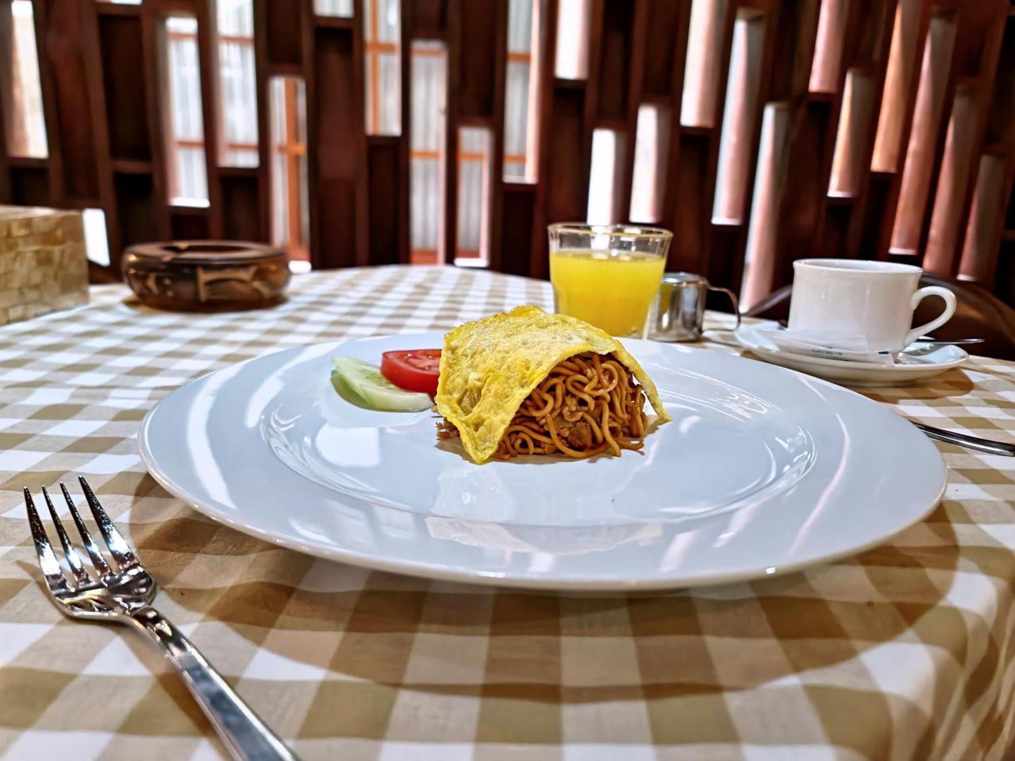 Hostel Kamandaka Kuta Lombok Zewnętrze zdjęcie